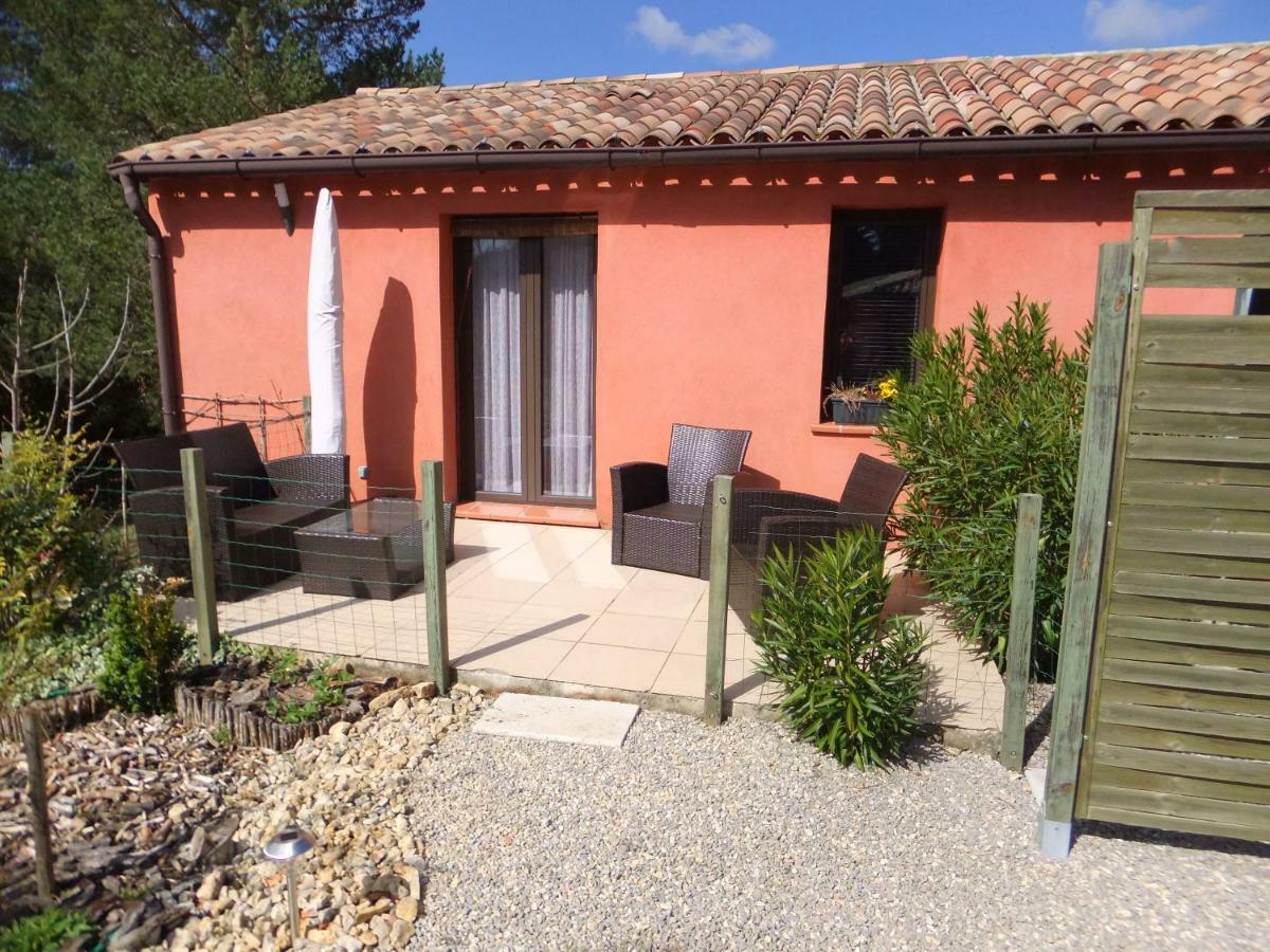 Gite Les Esparrus Villecroze Exteriör bild